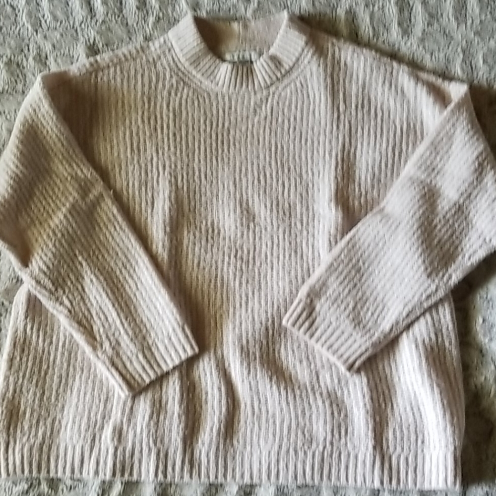 American eagle sweater